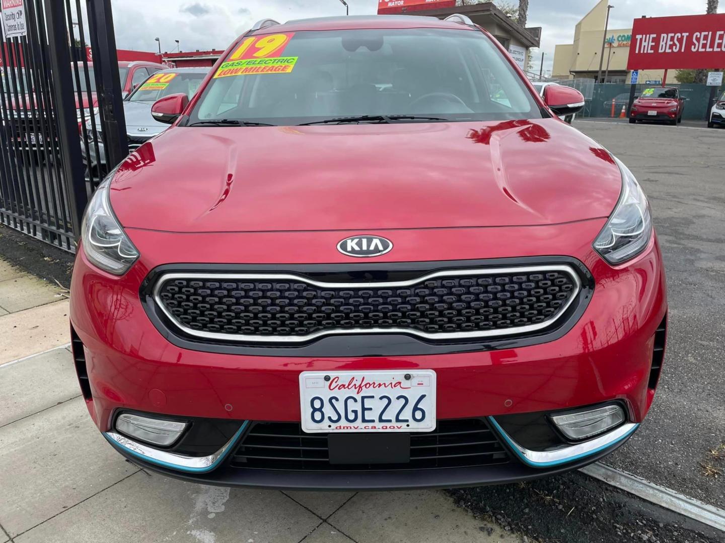 2019 RED /BLACK Kia Niro Plug In Hybrid (KNDCC3LD4K5) , located at 744 E Miner Ave, Stockton, CA, 95202, (209) 944-5770, 37.956863, -121.282082 - Photo#2